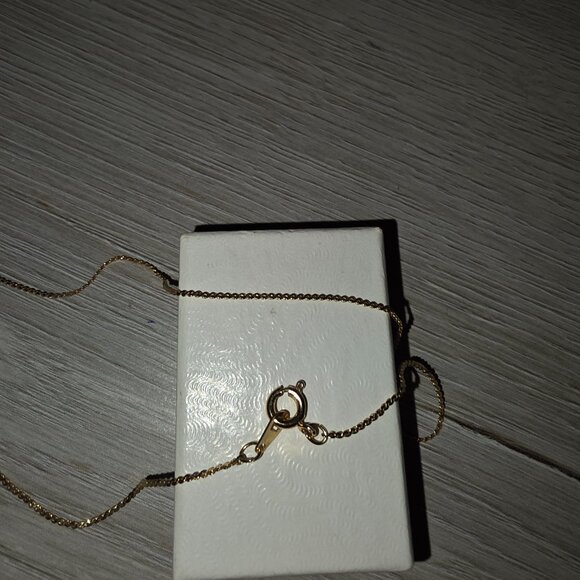 Beautiful Faux Ruby Necklace and earring set ✨️ - Picture 11 of 12